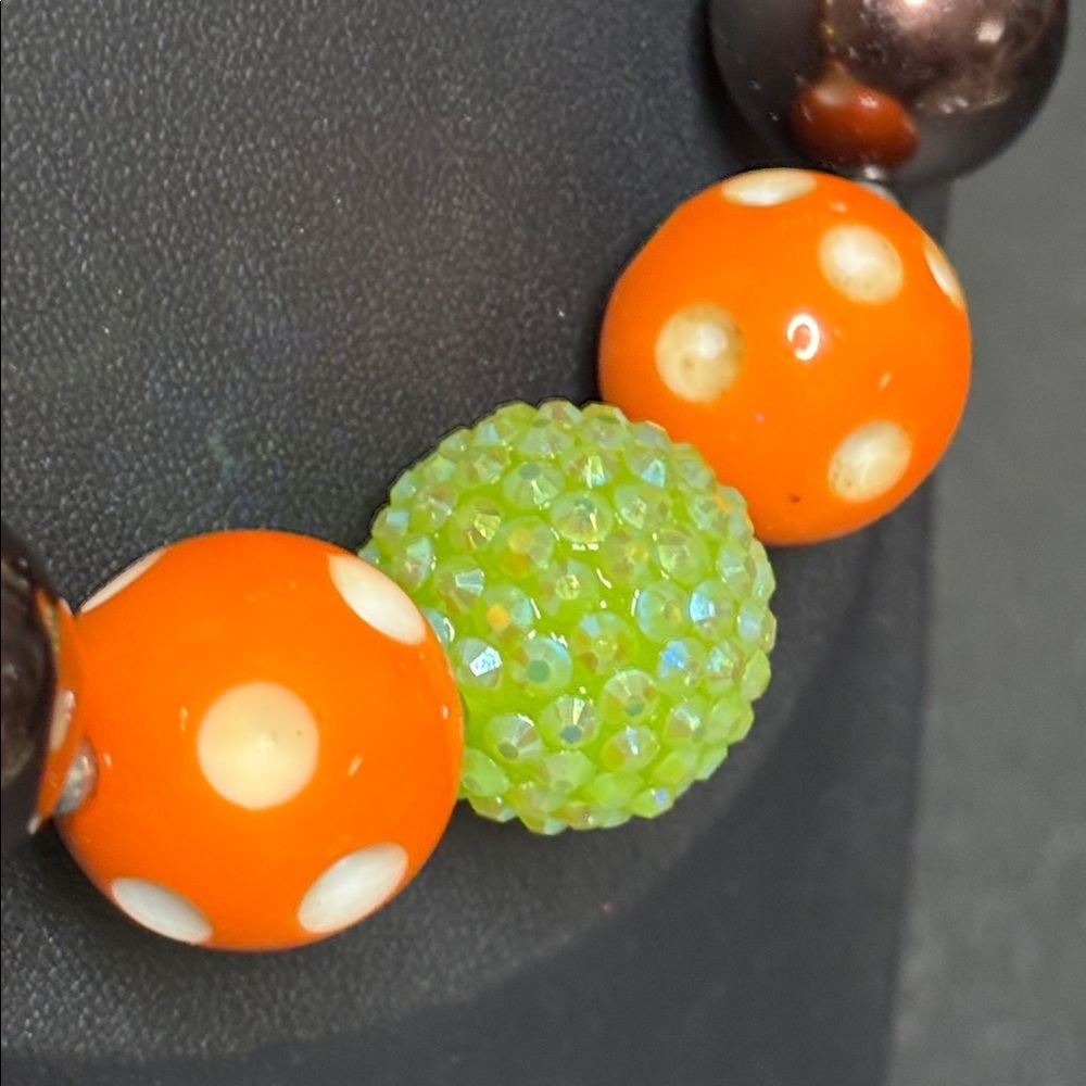 Palest Pink Polka Dot Chunky Beaded Fall Harvest Statement Dot Necklace - Picture 5 of 7